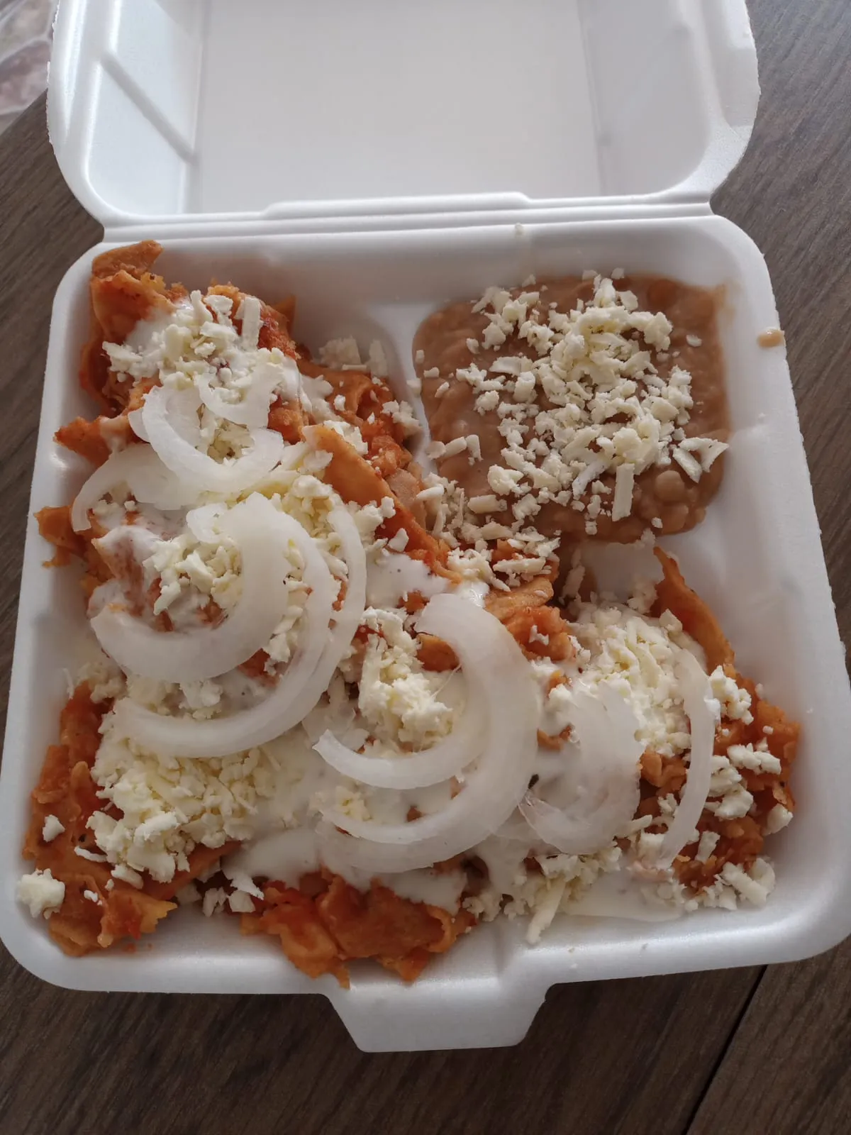 Chilaquiles rojos caseros para llevar - Cocina económica Delicias Irene en Morelia